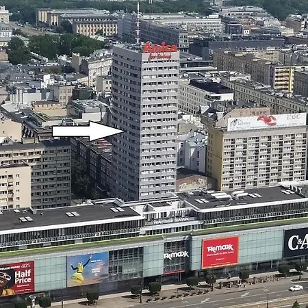 Hey With A View Of The Palace Of Culture And Science * 华沙